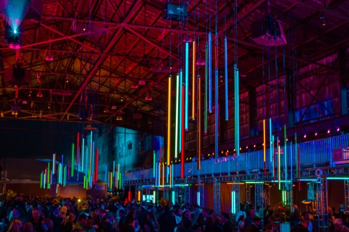 Tubo Led RGB Colorato 120 cm 24V opt Dimmerabile 350° (immagine per) Tubo Led RGB Colorato 120 cm 24V opt Dimmerabile 350°
